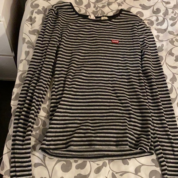 Stripped Levi’s long sleeve - Picture 1 of 1